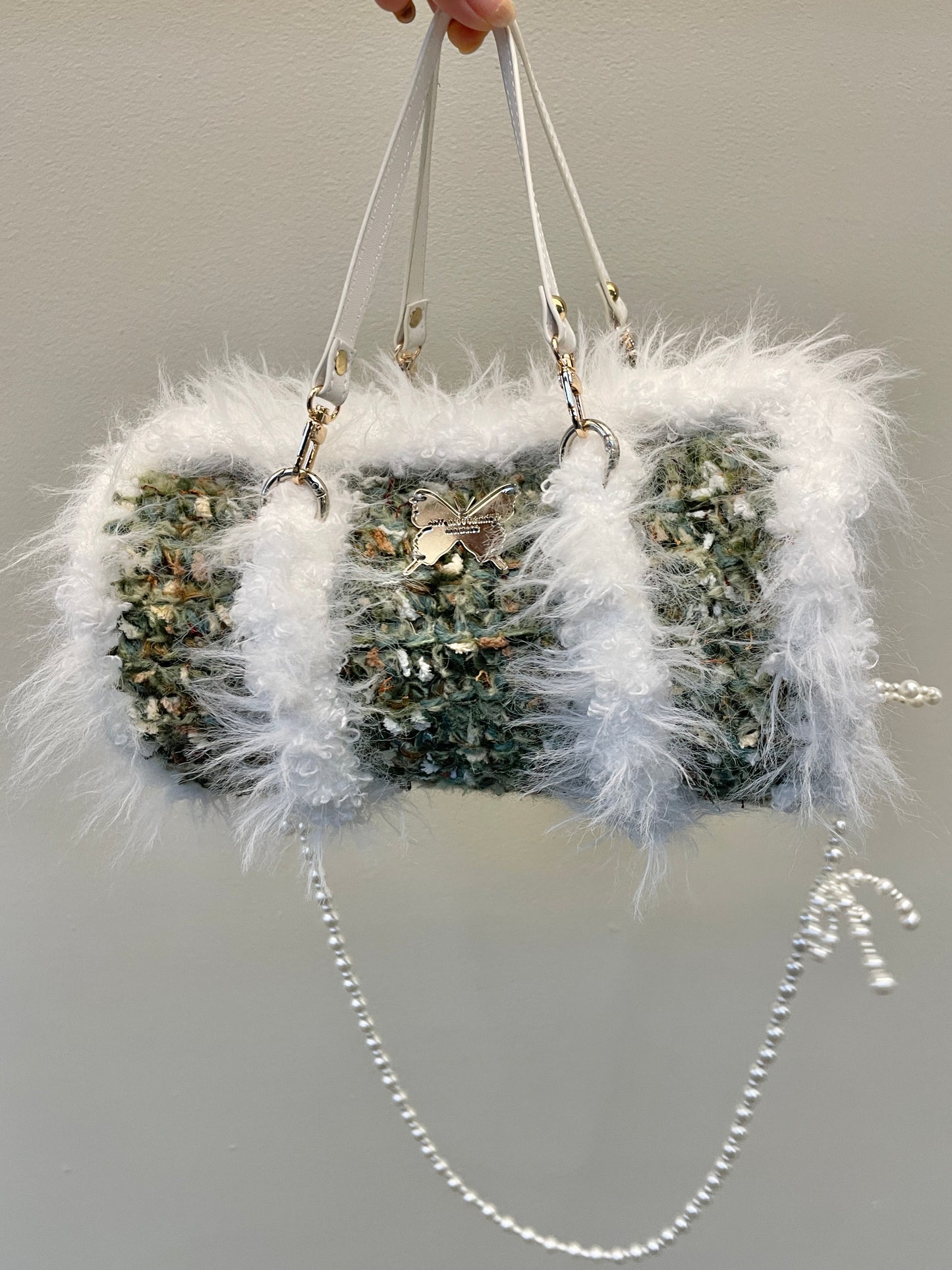 Snow Mountain Barrel Bag