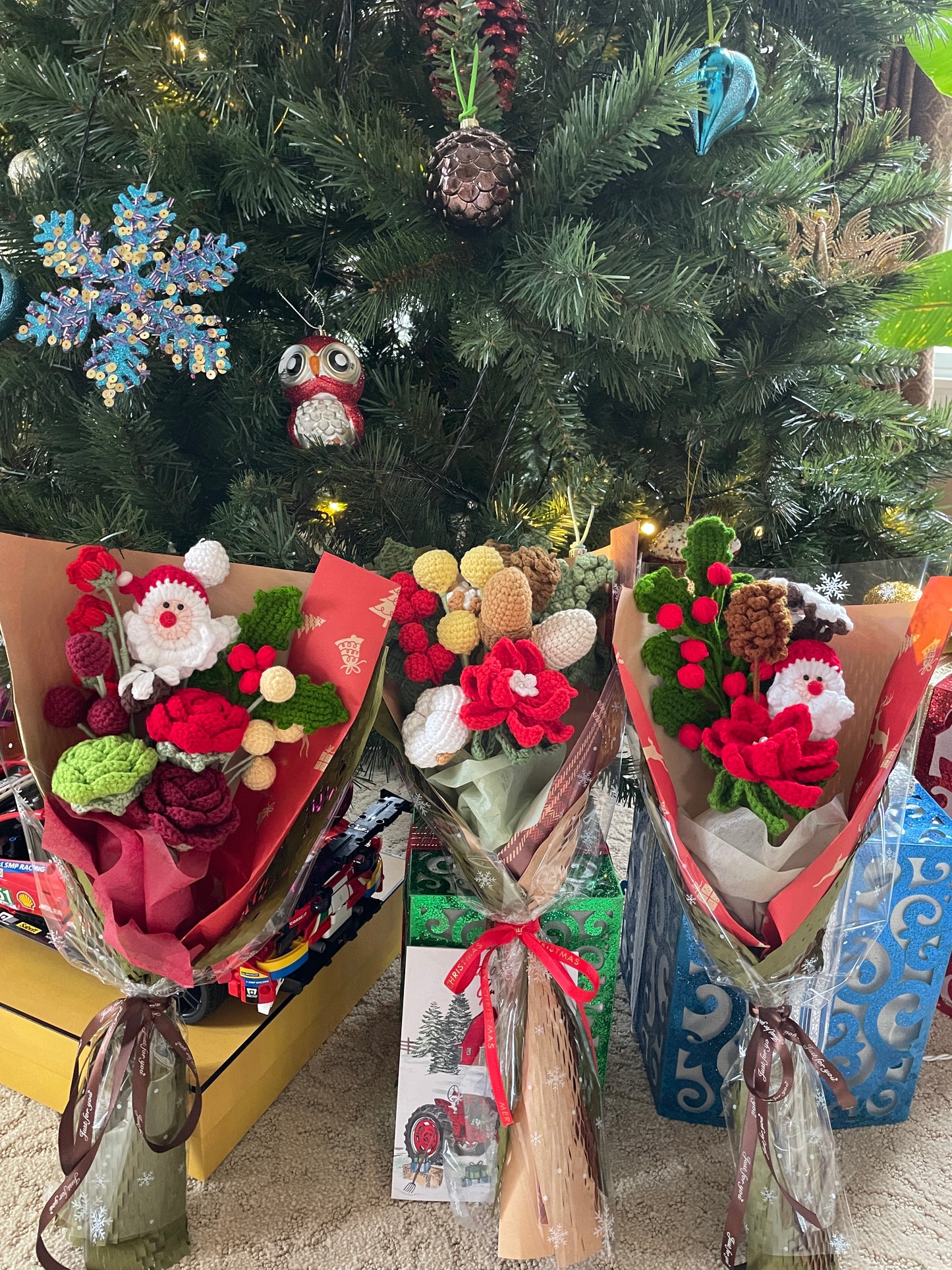 Christmas Crochet Bouquet