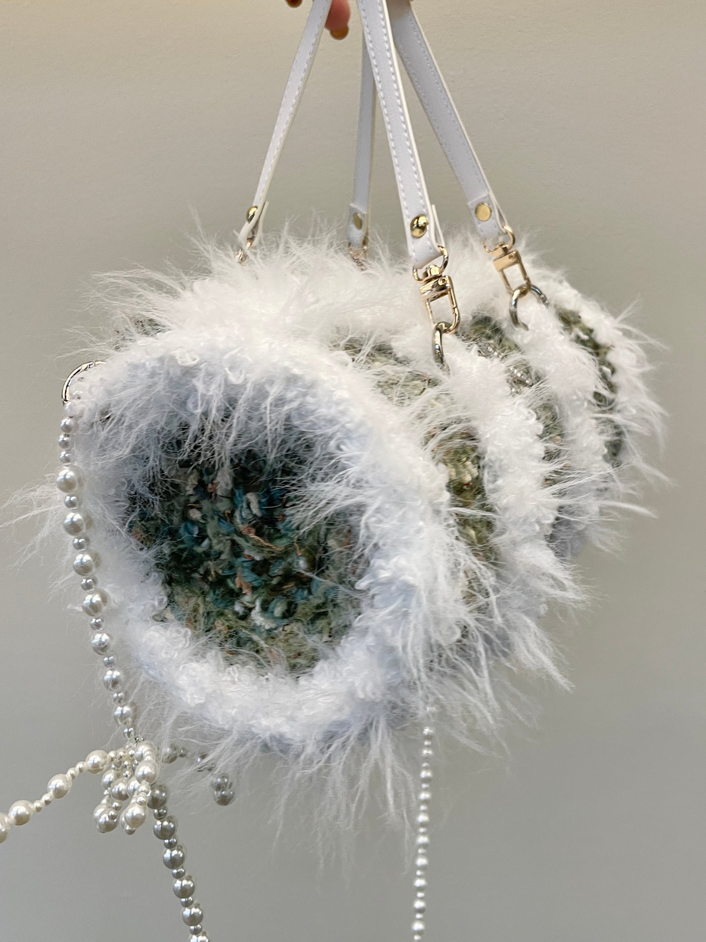 Snow Mountain Barrel Bag