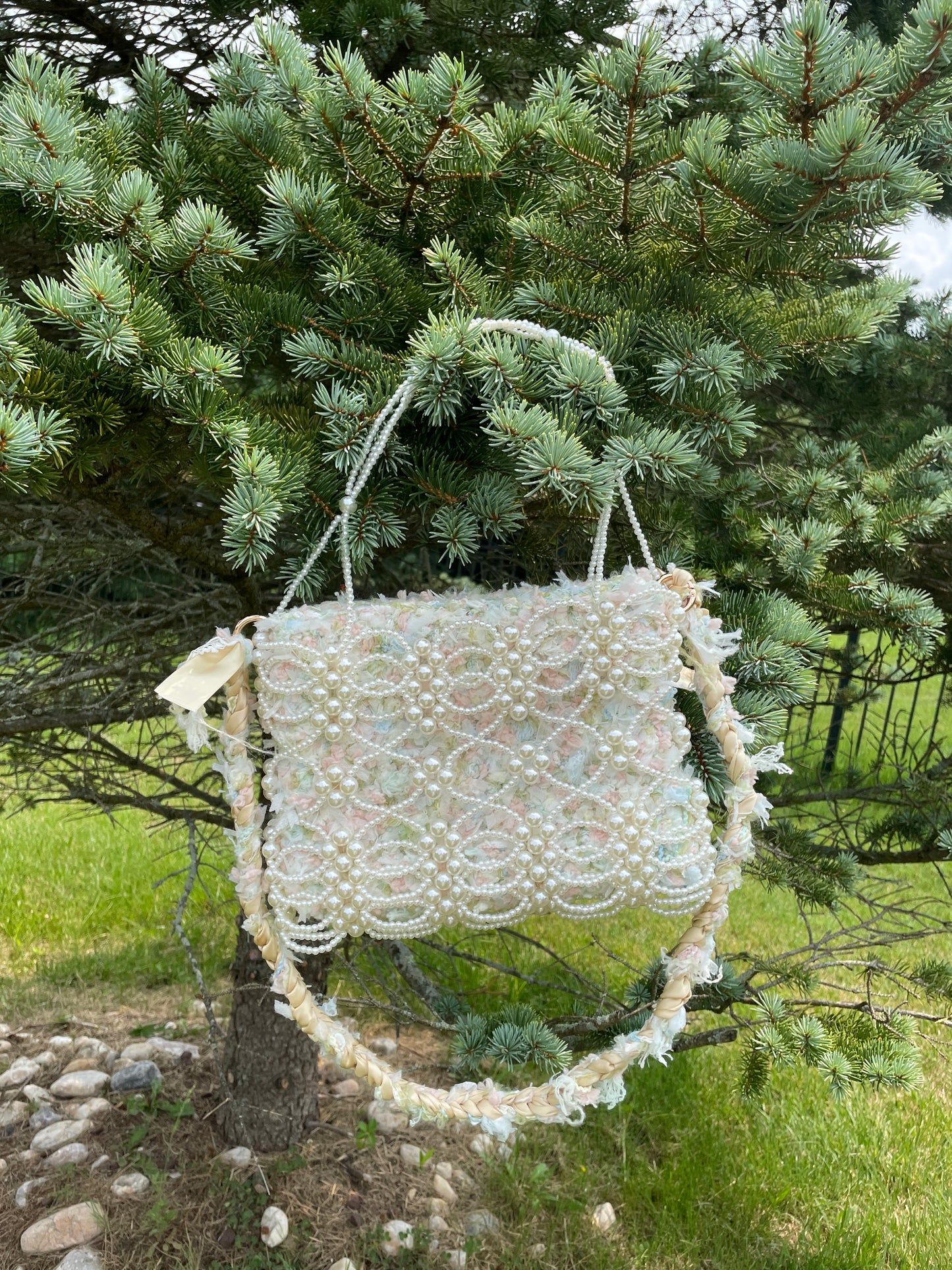 Pale Goldenrod Pearl Bag